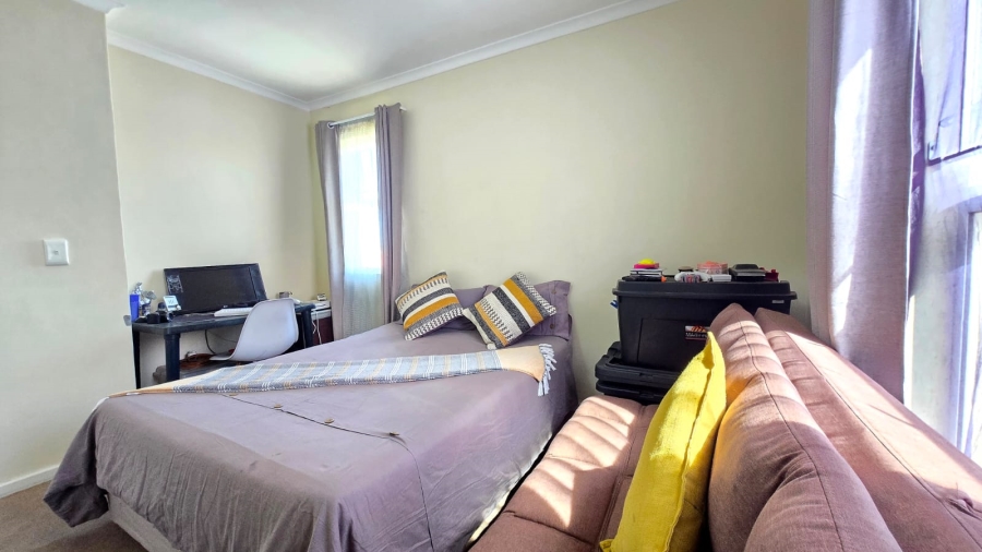 2 Bedroom Property for Sale in Strand Central Western Cape
